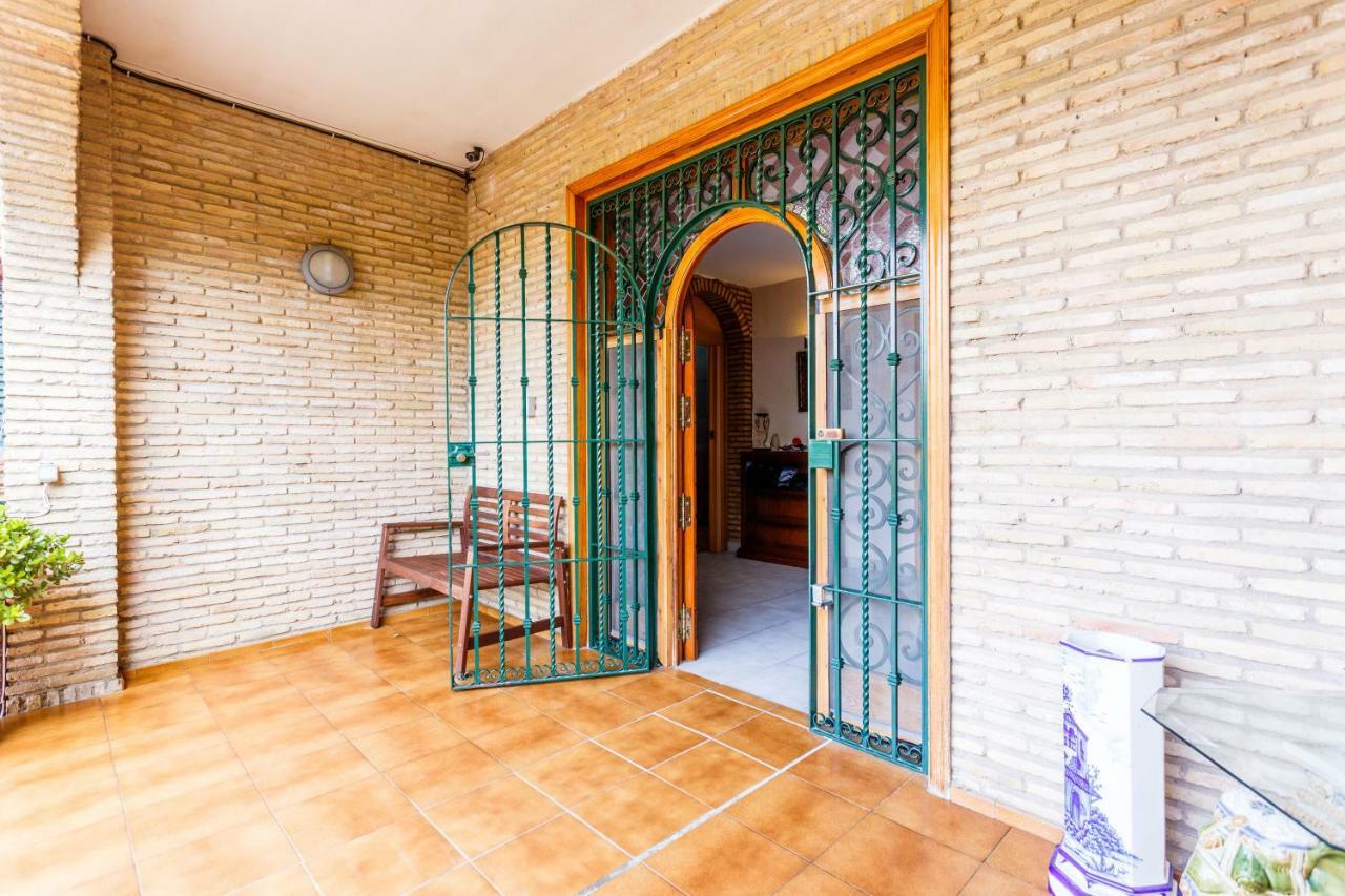 Divi Apartments Villa Reyes مايرينا ديل ألخارفي المظهر الخارجي الصورة